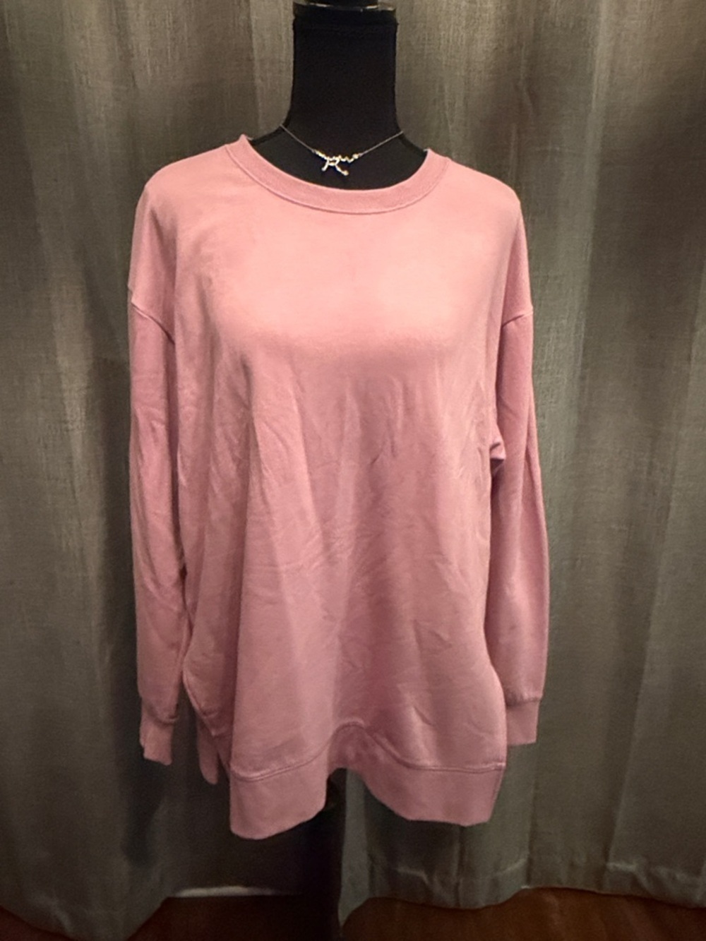Eddie Bauer Mauve Crewneck Sweatshirt